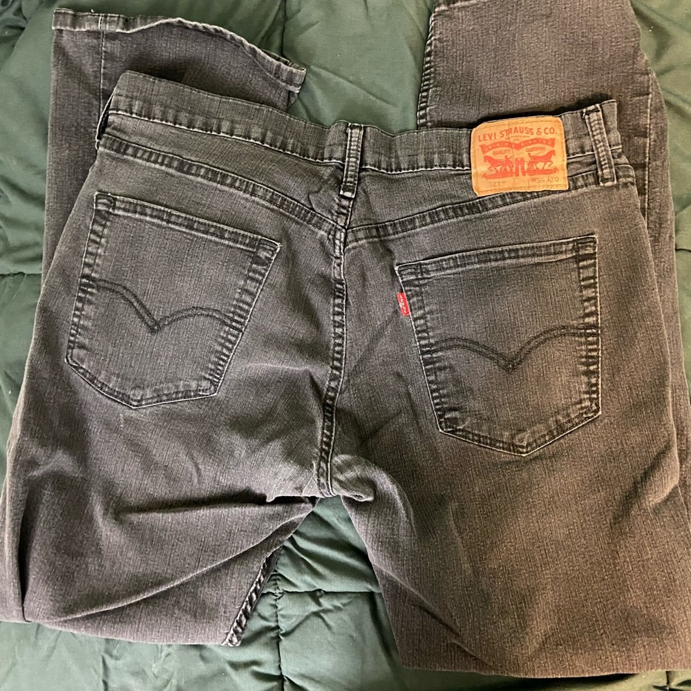 Black Levi 527’s